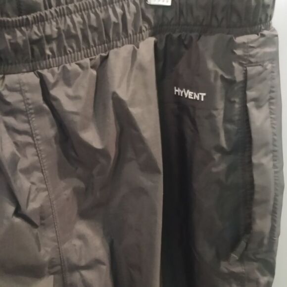 𝅺THE North face shell pants size 18-20 like new - Picture 2 of 4